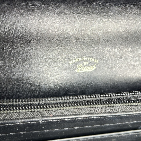 Gucci 1970’s Structured Black Leather Handbag on 18” Chain - Picture 12 of 16